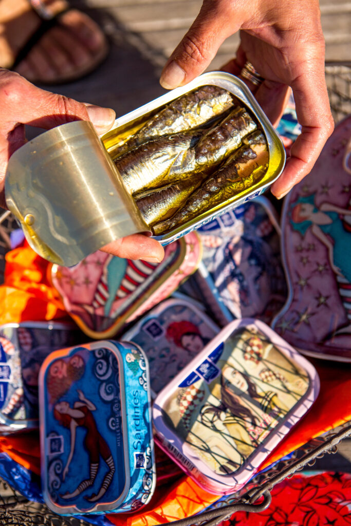 boîtes de sardines la perle des dieux st gilles